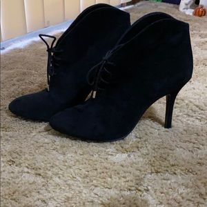 NWOT Vince Camuto lace up stiletto booties